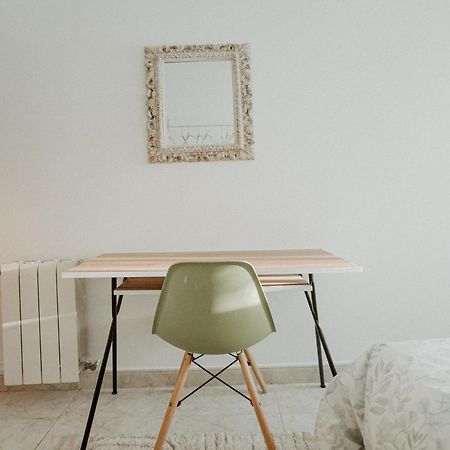 Charming Rooms In Shared Apartment Near Camp Nou Barcelona Szoba fotó