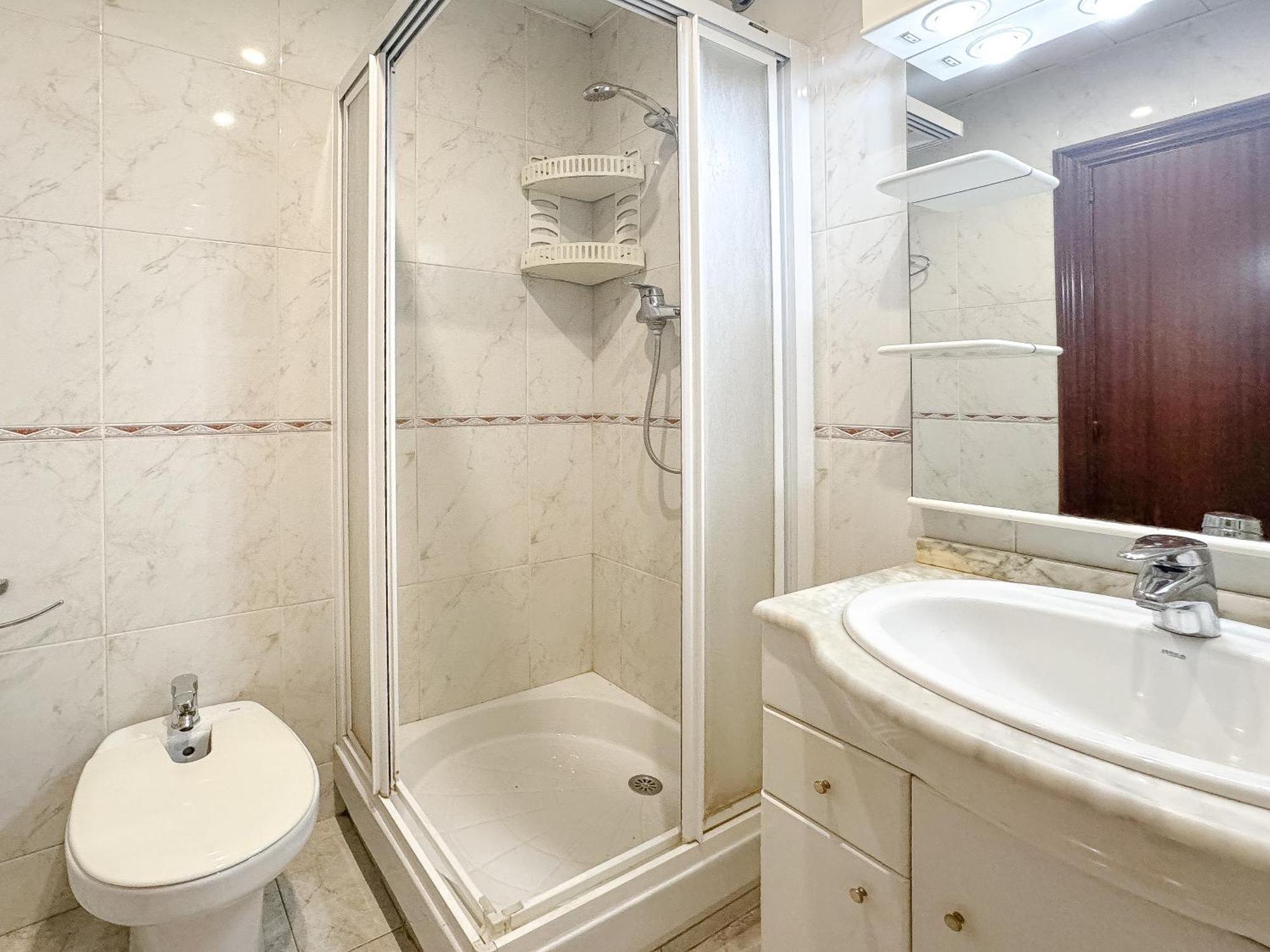 Charming Rooms In Shared Apartment Near Camp Nou Barcelona Kültér fotó