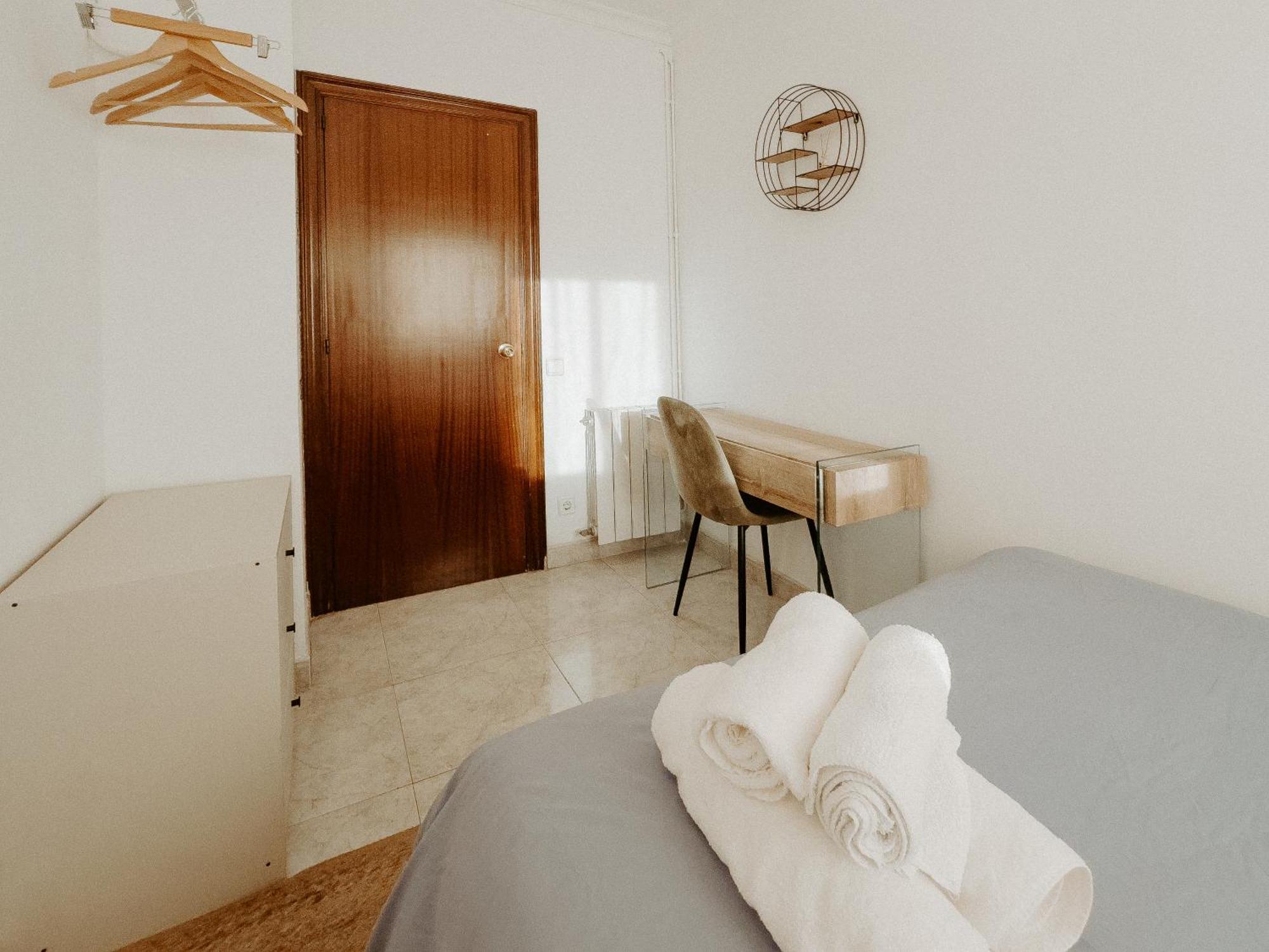 Charming Rooms In Shared Apartment Near Camp Nou Barcelona Szoba fotó